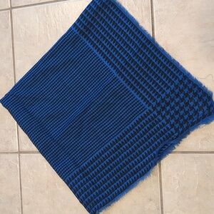 Vintage Club Echo 7 100% Wool Blue Scarf 34X34